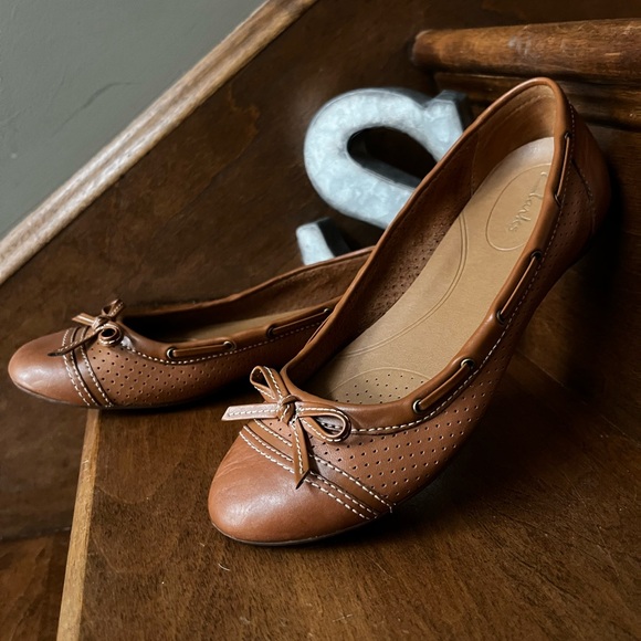 NEW Clark’s Bendables Poem Cottage Tan Leather Ballet Flats USL 6B (M) - Picture 10 of 10